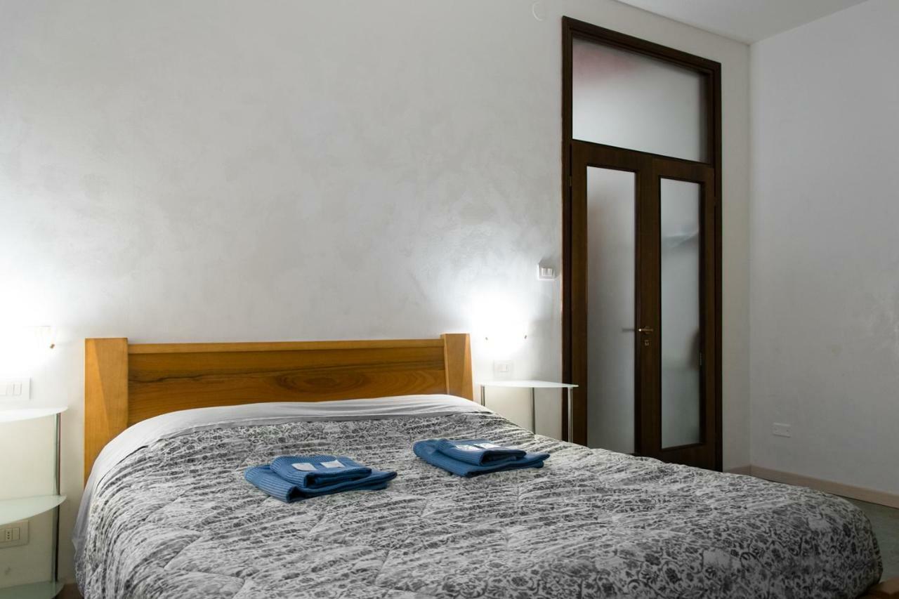 River House Verona Esterno foto